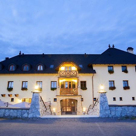 Hunting Chateau Krupina Esterno foto