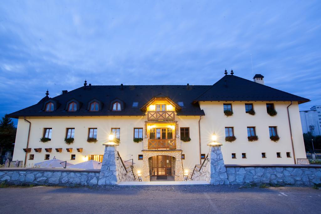 Hunting Chateau Krupina Esterno foto